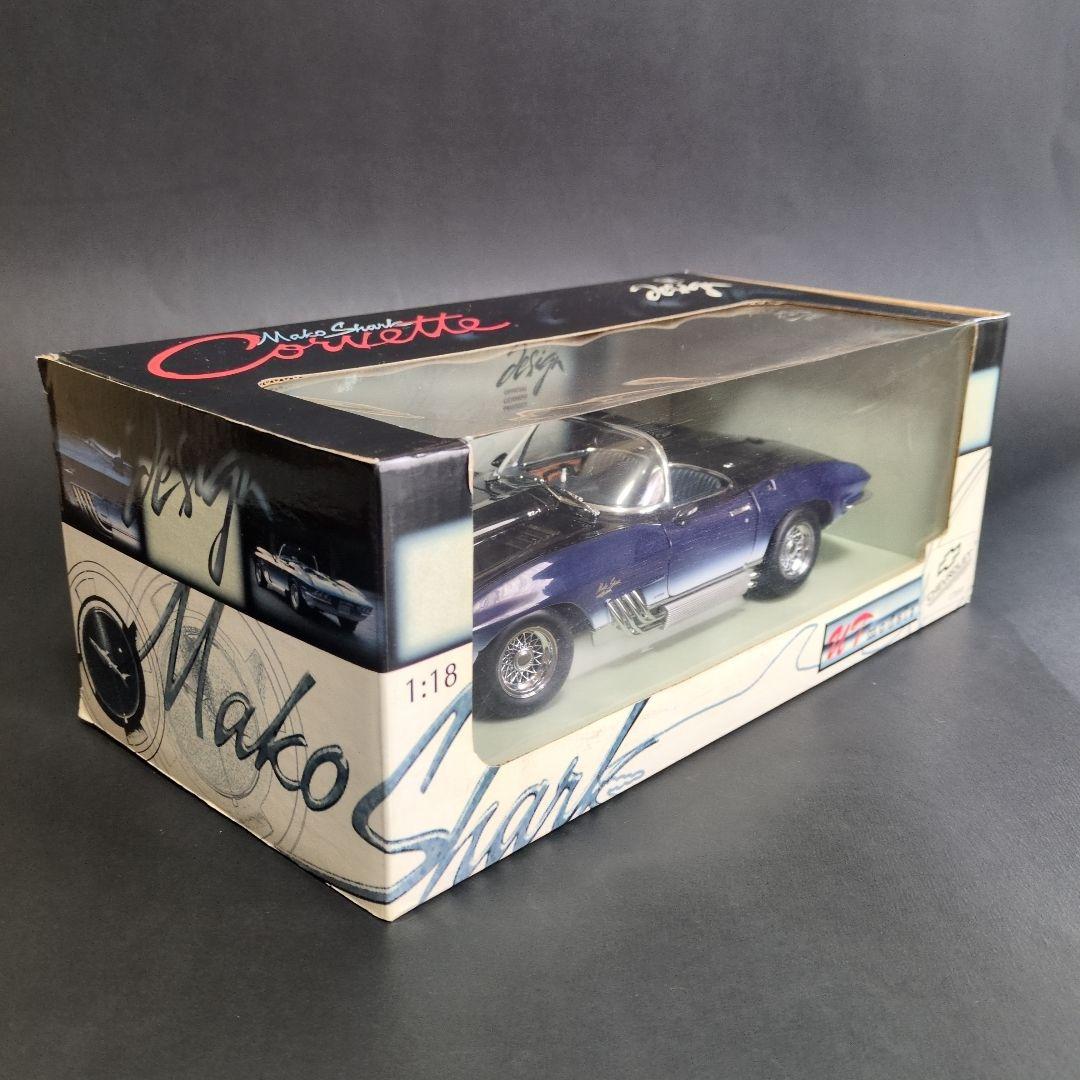 UTモデル　シボレー·コルベット　マコシャーク