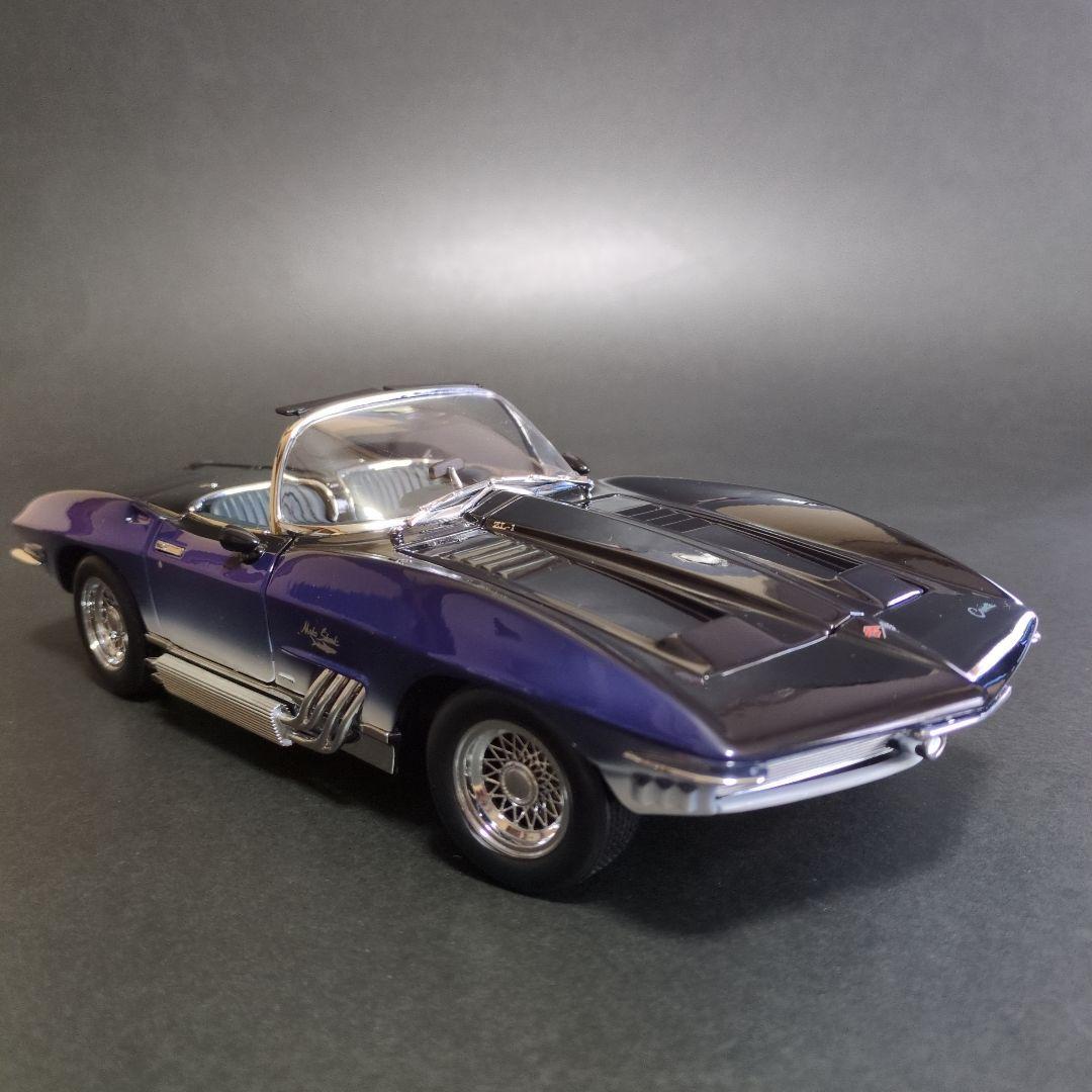 UTモデル　シボレー·コルベット　マコシャーク