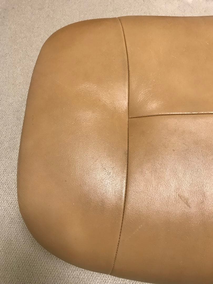 Karimoku／カリモク　オットマン