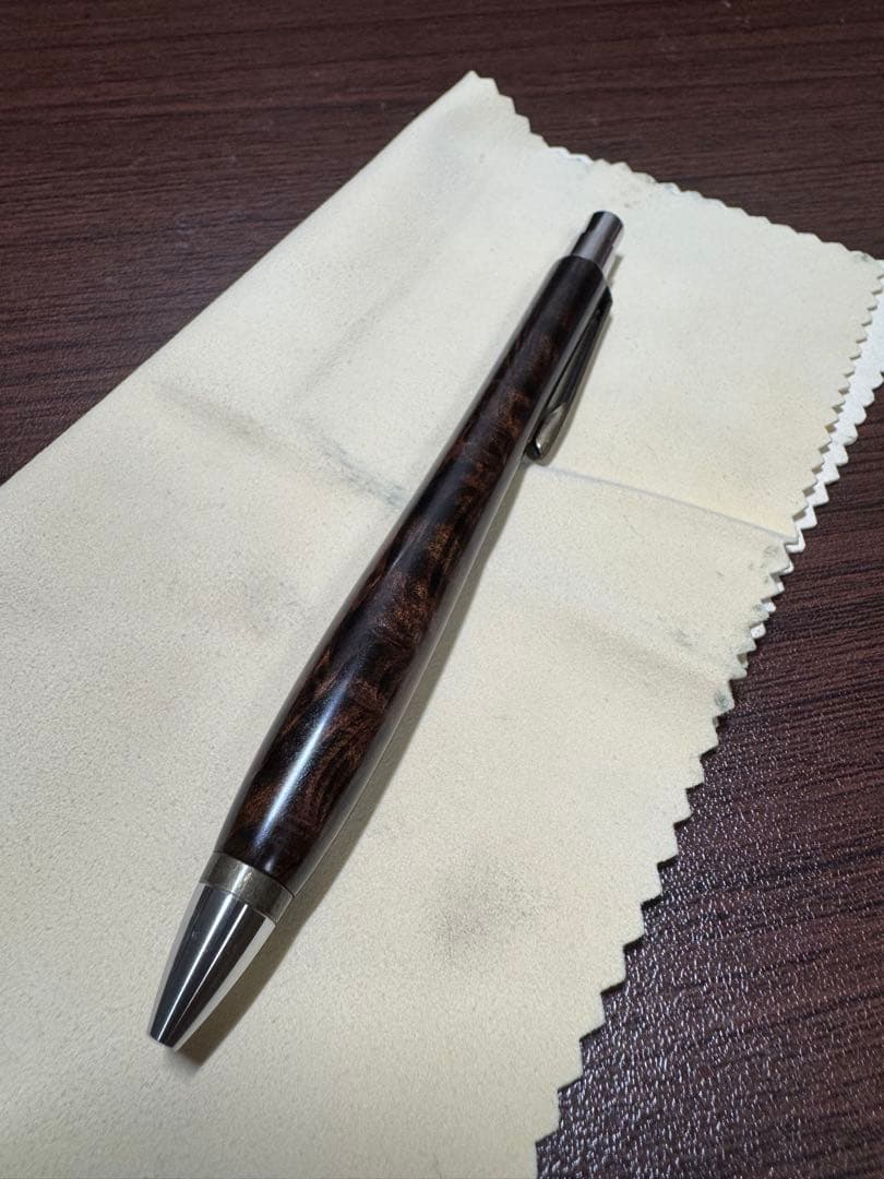 ウッドペンクラフト【杉瘤・国産摺り漆 黒織部】 - メルカリ