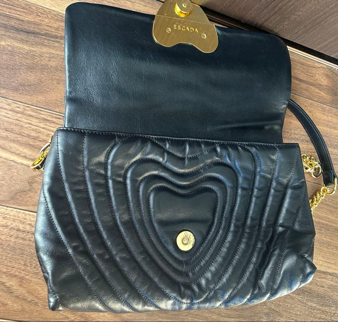 りくる　ESCADA 黒　チェーンショルダーバッグ　キルティング