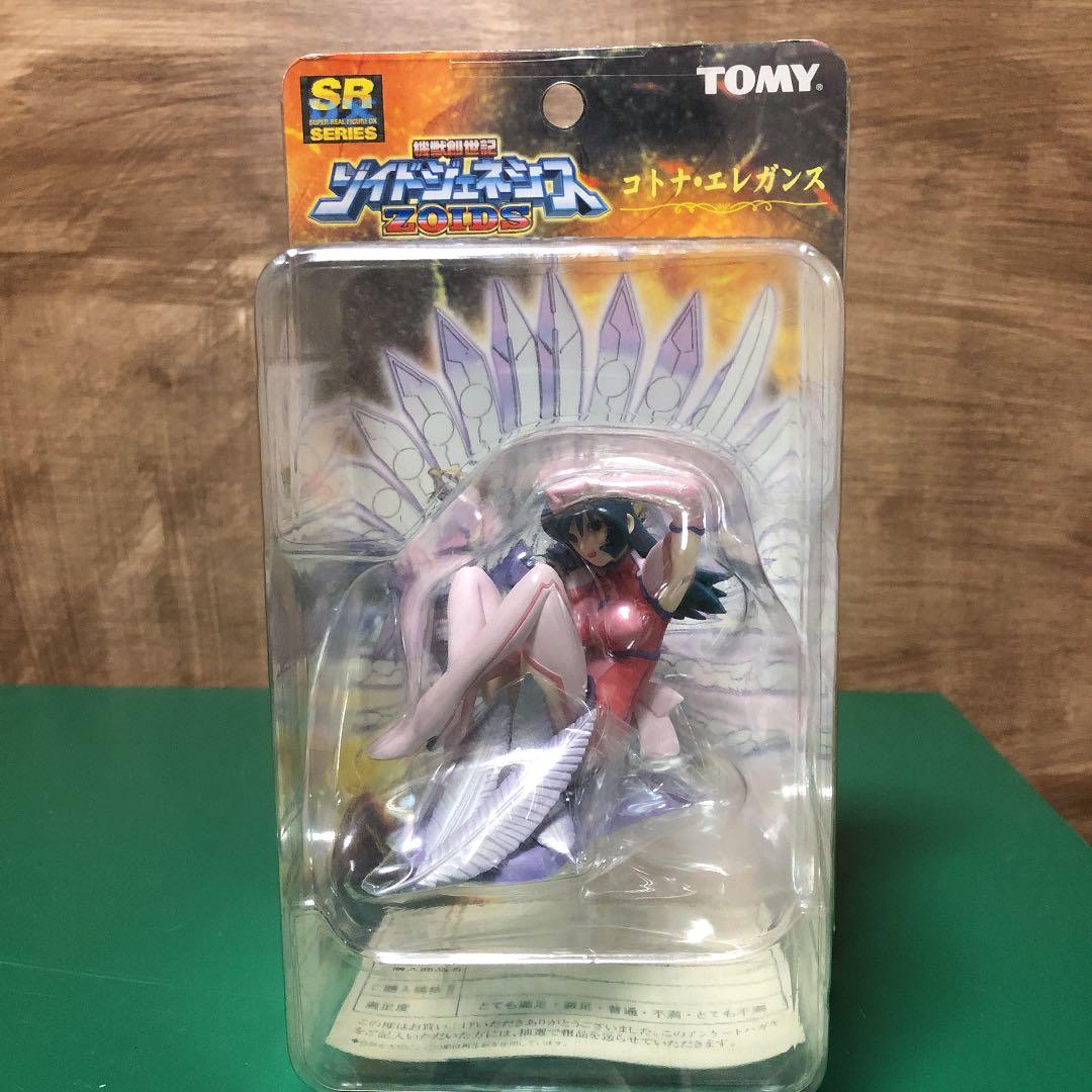 ロシア アーティスト ダロブエア作品 三角マトリョーシカ 3体 長期保存