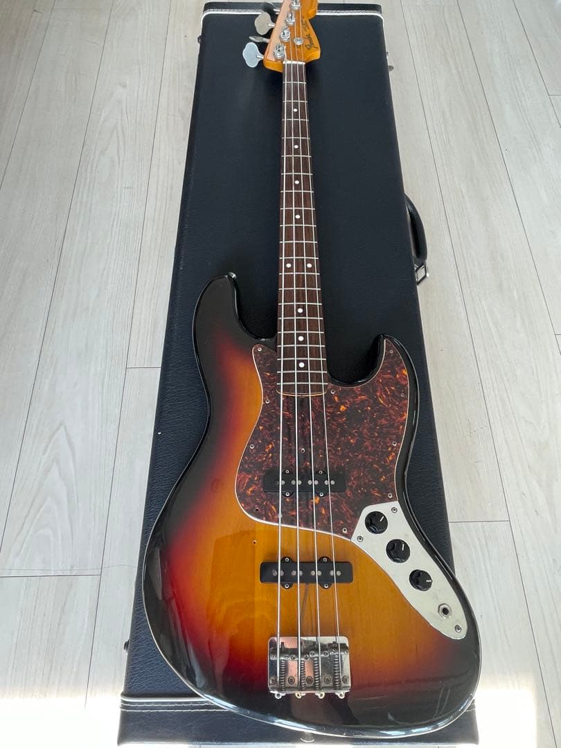 Fender Jazz Bass Offset Contour Body
