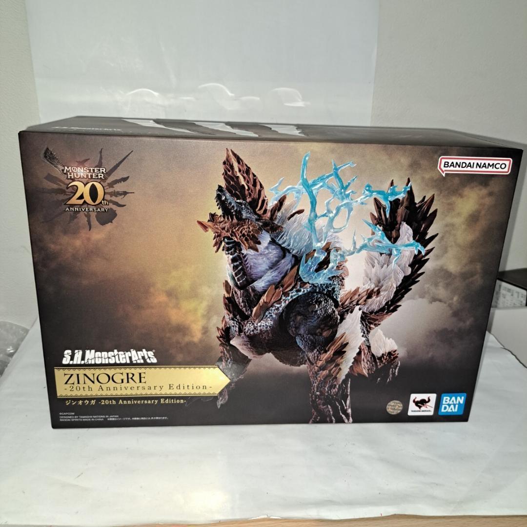 ジンオウガ S H MonsterArts モンスターアーツ 未開封未使用品 - メルカリ