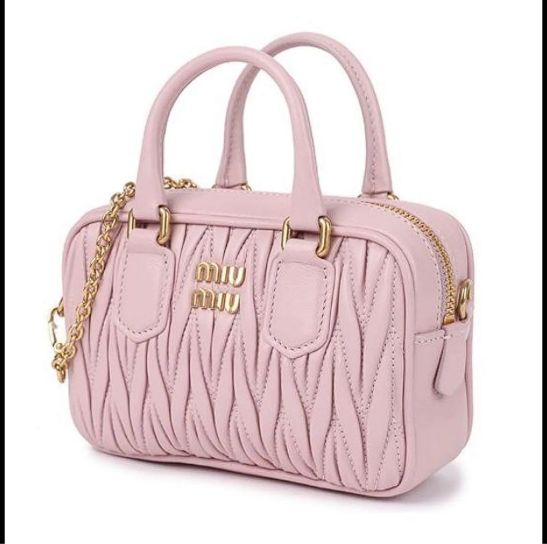miumiu ショルダーバッグ ピンク
