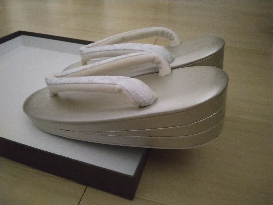 アイボリー 和装用バッグと草履セット