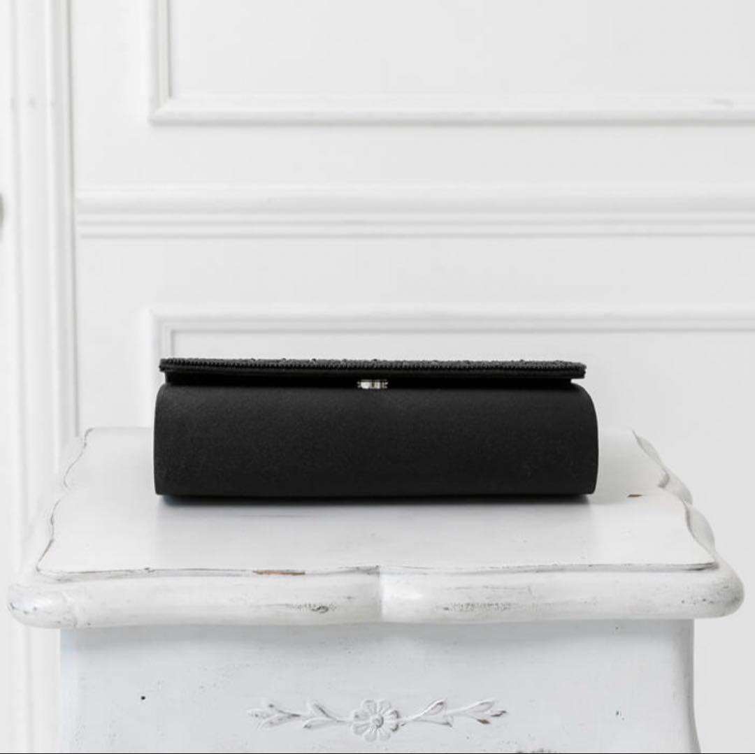 ビーズ刺繍のパーティーバッグ　ブラック