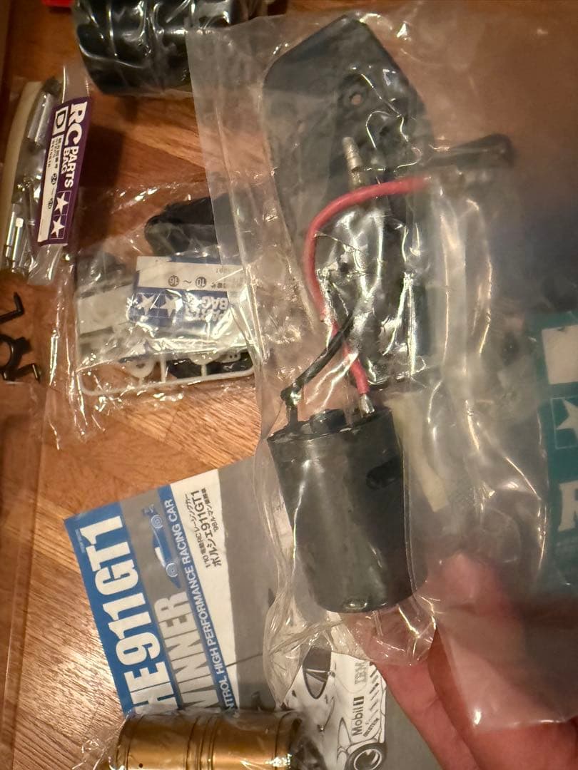 絶版 タミヤ 1/10 ポルシェ911 GT1 '98