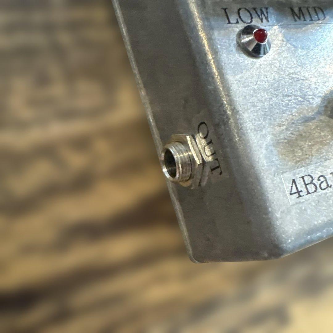 4バンド　パラメトリック EQ ギターエフェクター