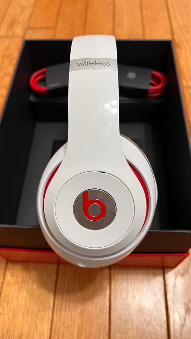 Beats Studio Wireless 2 ホワイト 新品同様 - メルカリ