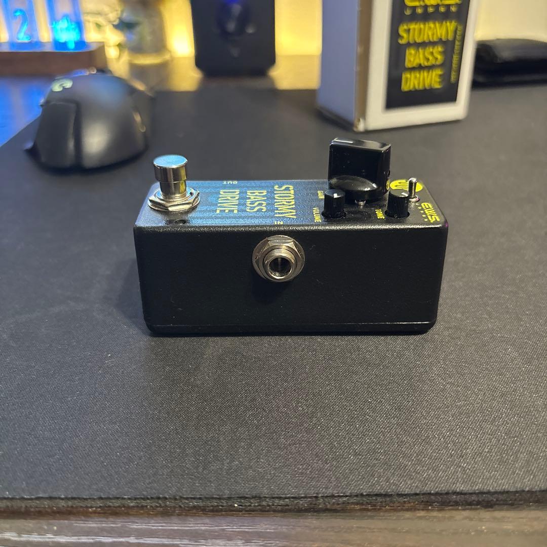E.W.S. STORMY BASS DRIVE ベースエフェクター
