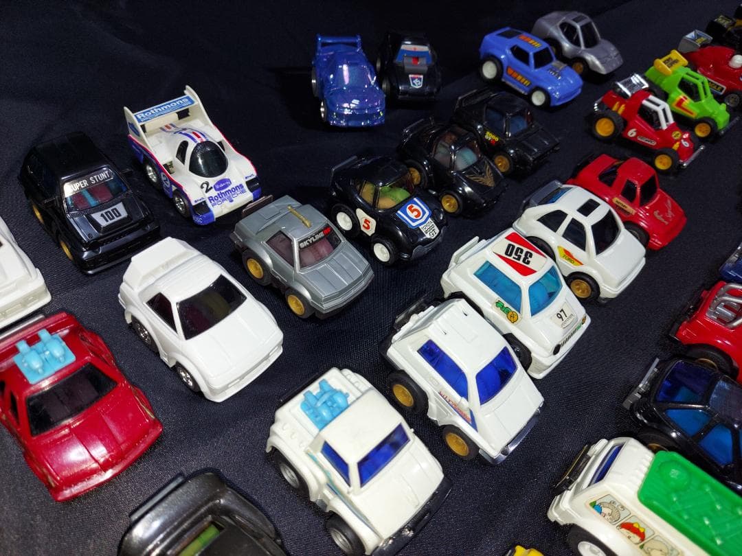 ◆　大幅値下げ！　極美品揃い　昭和の８７台含むレアなチョロQ１００台以上　◆