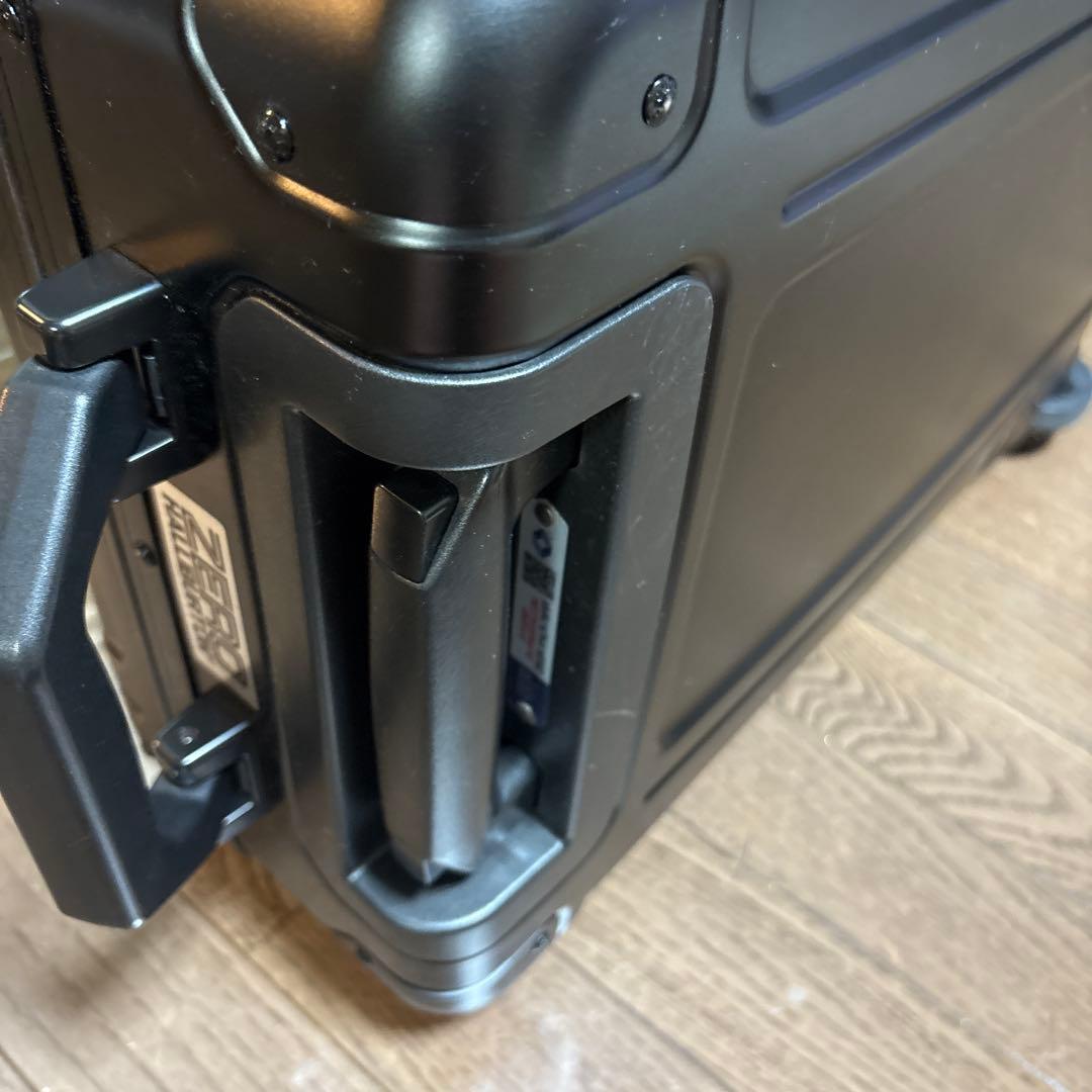 ゼロハリバートンアメリカ製ステルスマットブラックGeoAluminum3.0