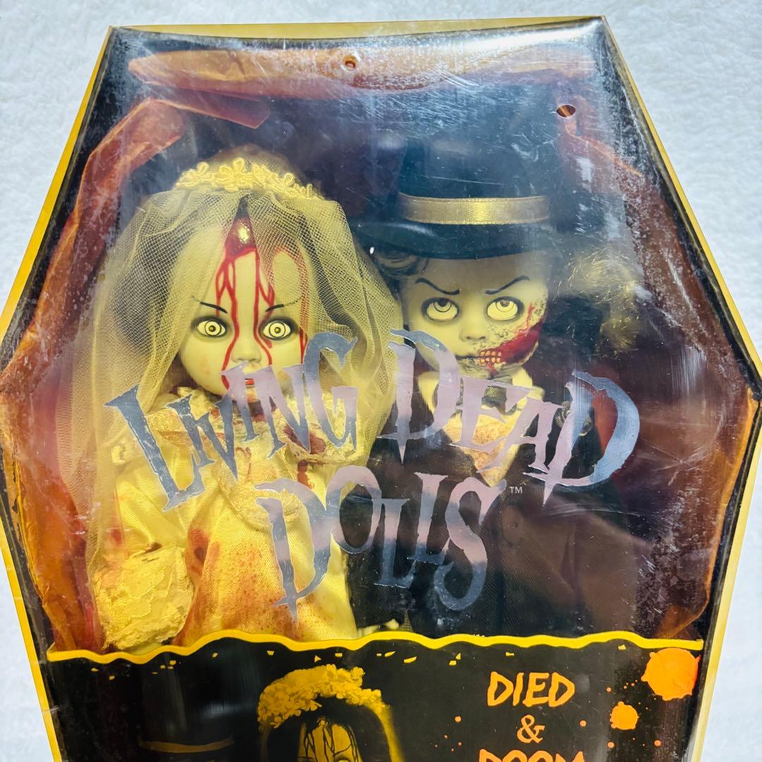 【未開封】メズコ リビングデッドドールズ DIED&DOOM ダイド　ドゥーム
