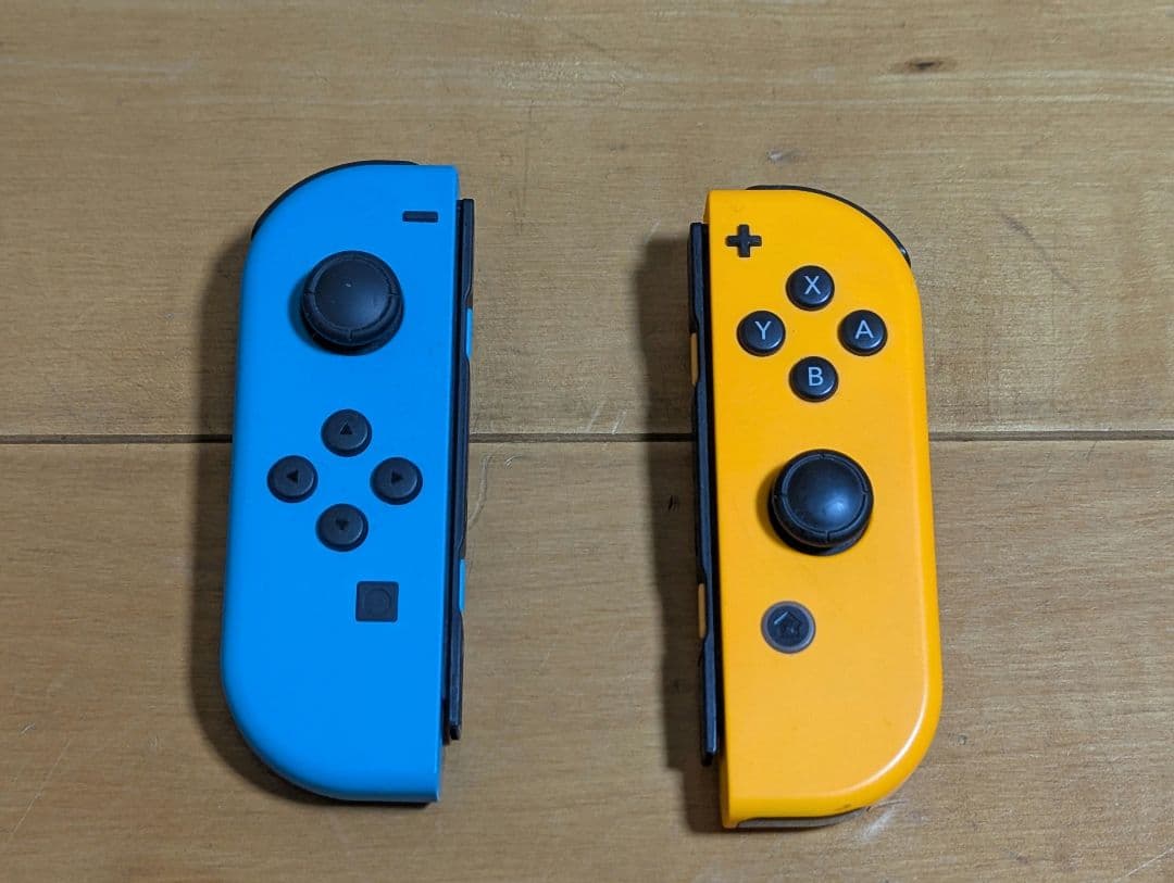 ス*ル様 Nintendo Switch 本体 青とオレンジ　ケース付
