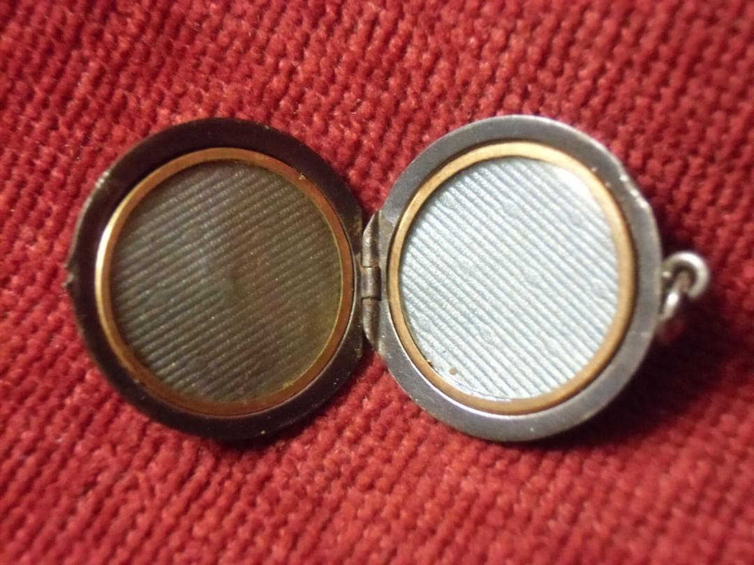 Ｗ帝政ドイツ軍/プロイセン王国＊鉄十字付きロケット➃（実物）