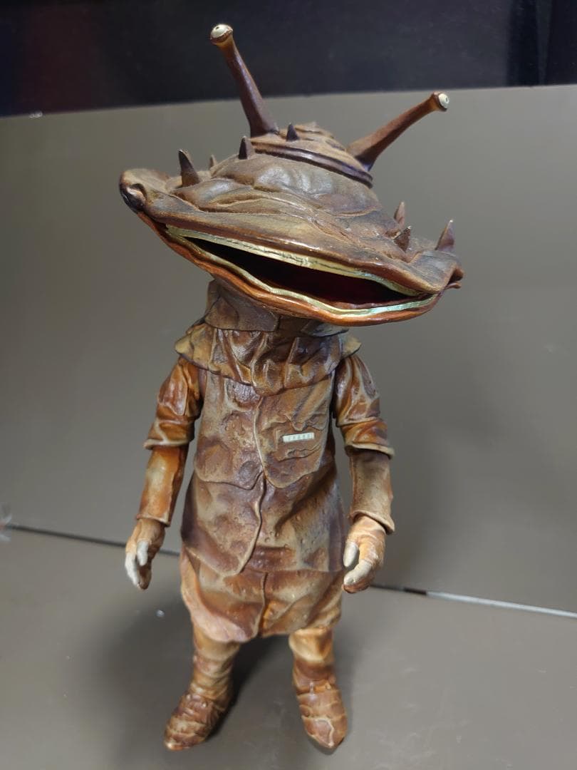 ビリケン商会 ウルトラQ カネゴン31cm