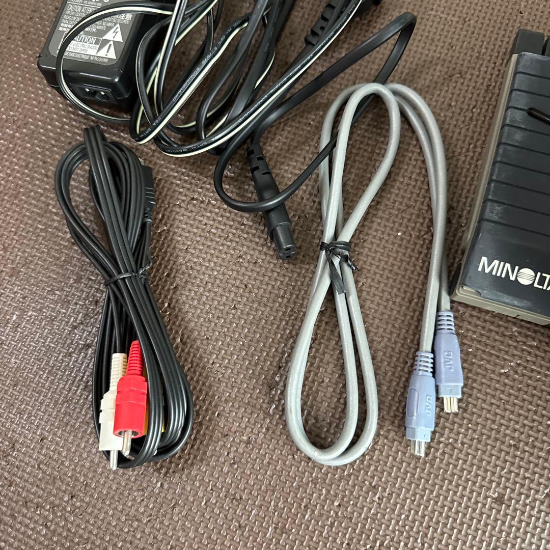 Sony HDR-HC3 ハンディカム 本体　バッテリー2個