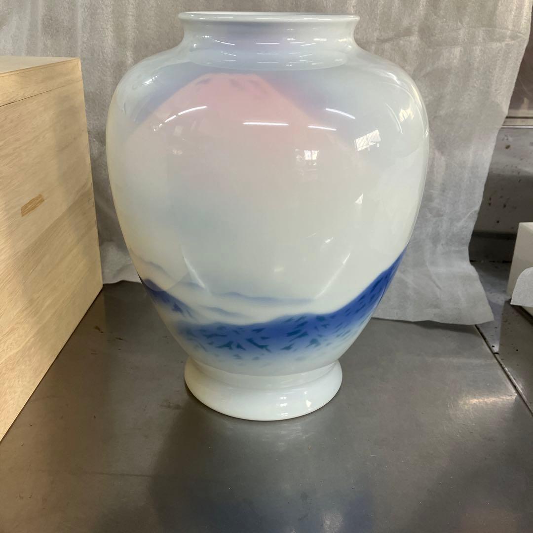 【箱付き】深川製磁 花瓶 宮内庁御用達 赤富士　8号花生