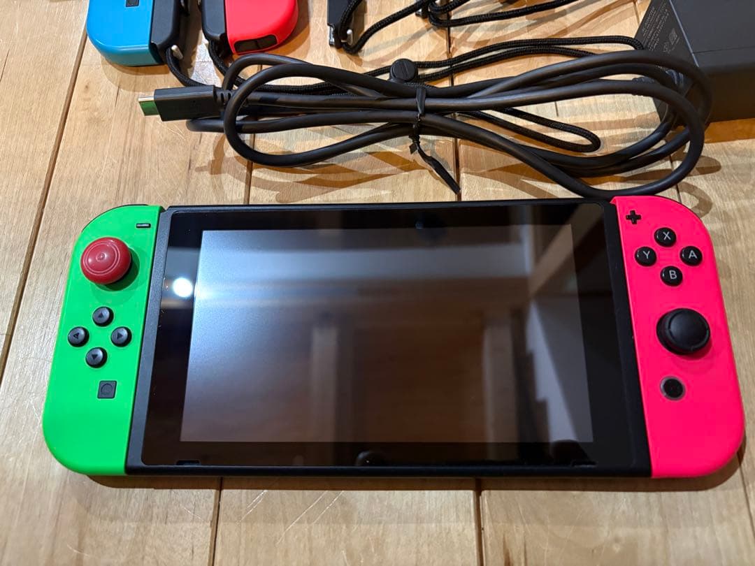 美品 Nintendo Switch ネオングリーン/ネオンピンク 本体