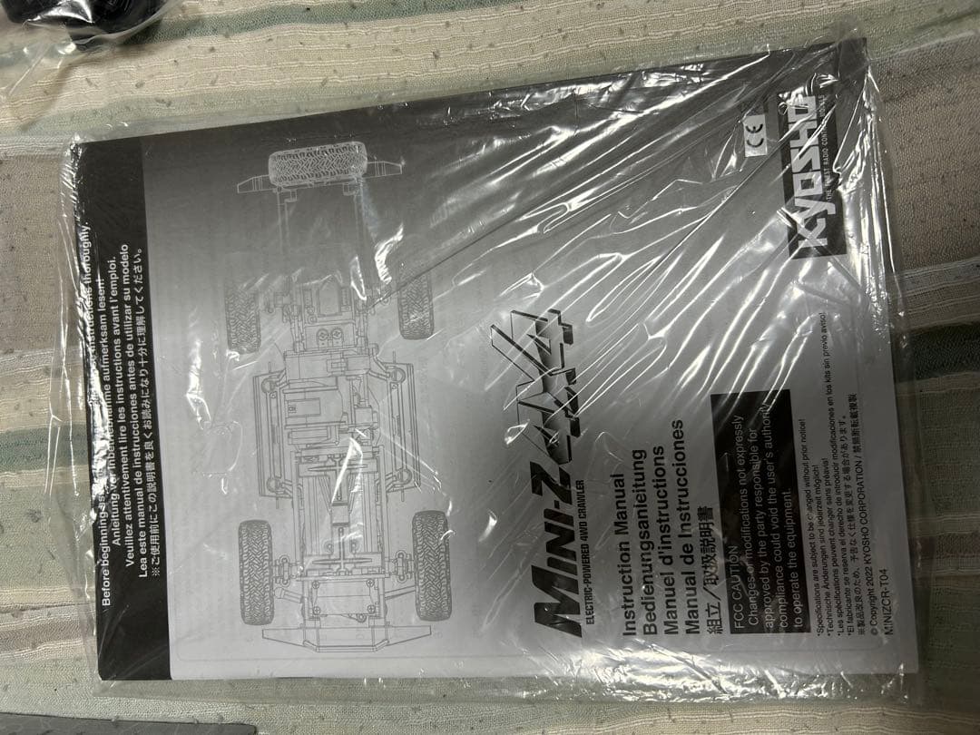 数回使用したのみ、実車で言う新古車なミニッツ4×4・ジムニーシエラ譲ります。