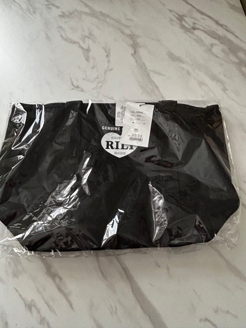 RILY ブラック トートバッグ