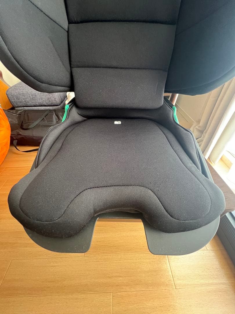 【美品】Jovikids　折りたたみ　ジュニアシート ISOFIX　R129適合