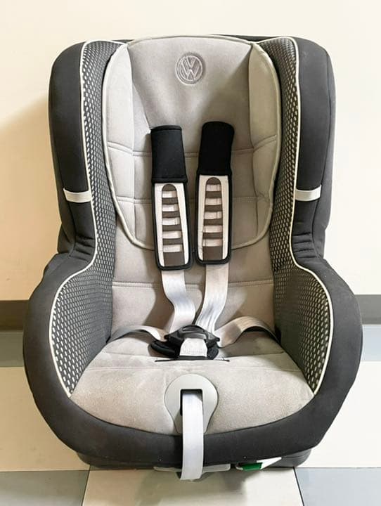 ◇ フォルクスワーゲン純正 チャイルドシート ISOFIX対応◇