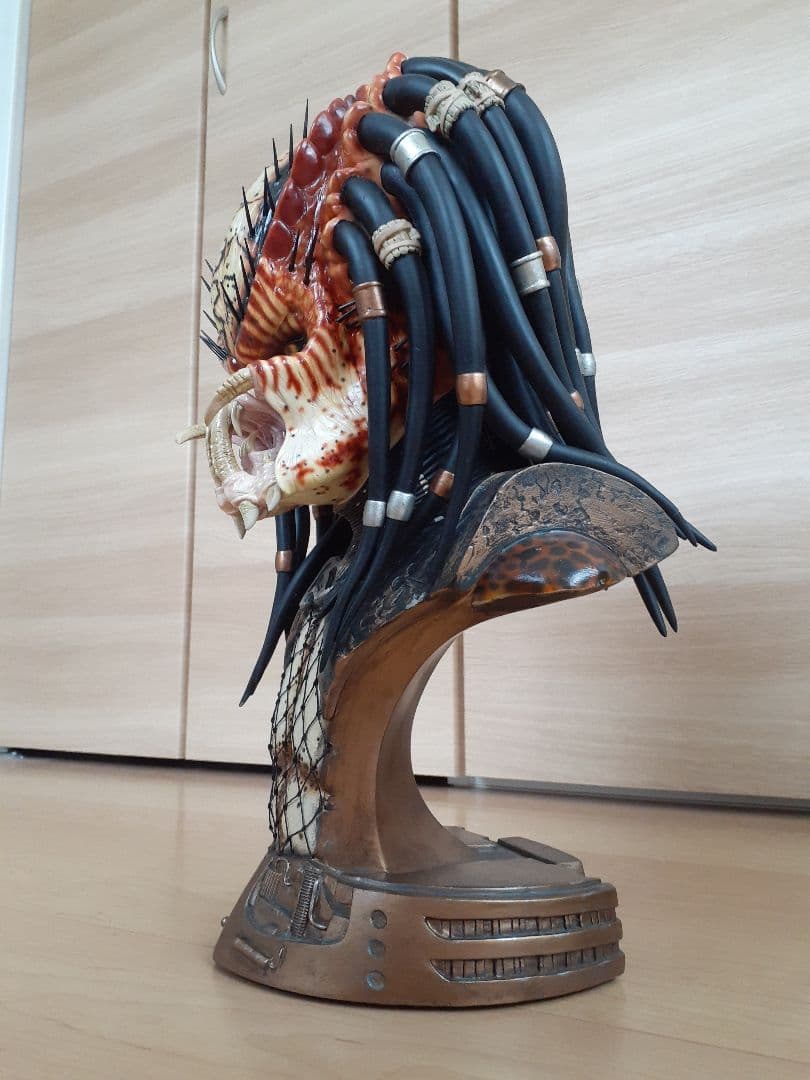 サイドショウ プレデター レジェンダリースケールバスト シティー