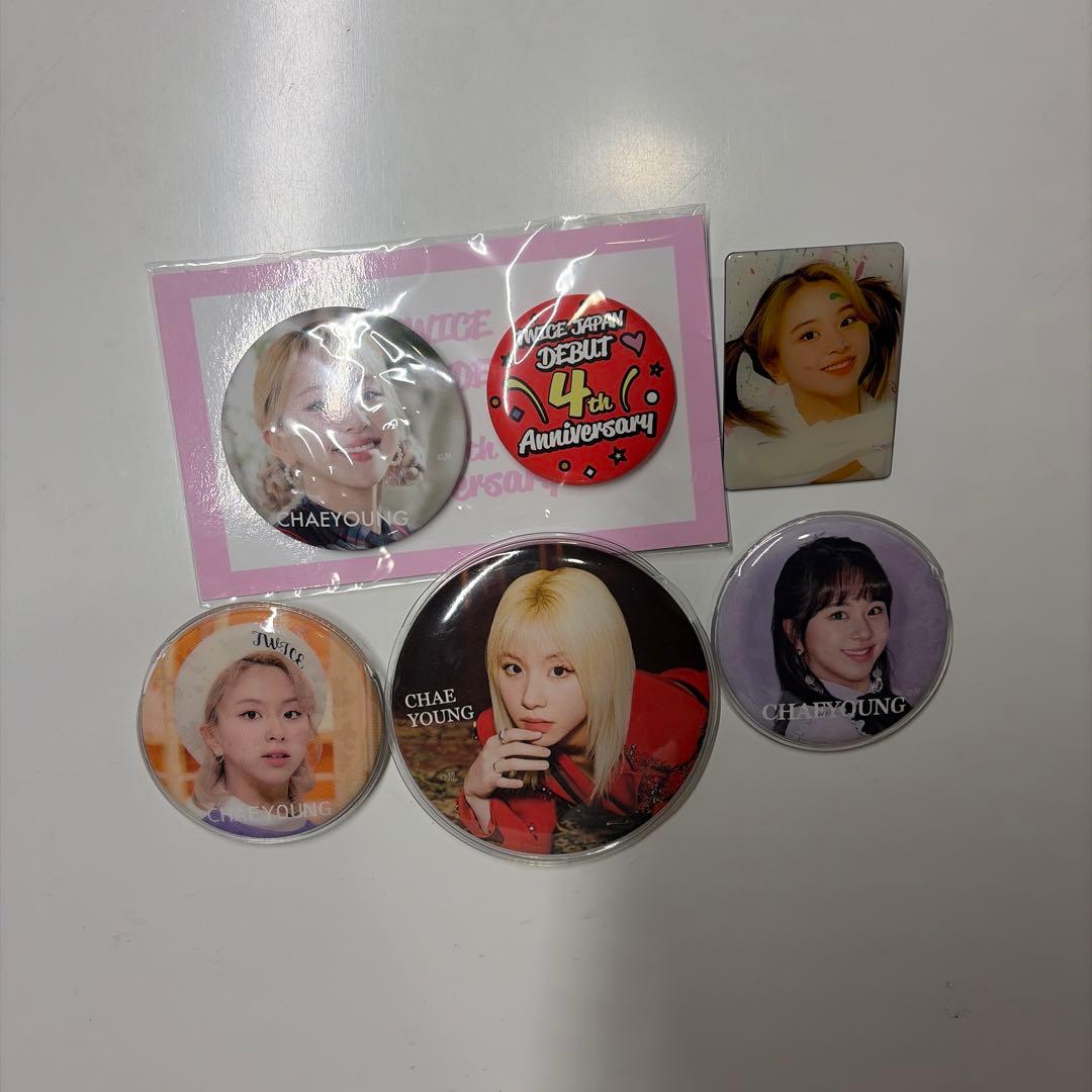 TWICE チェヨン 缶バッチ - メルカリ