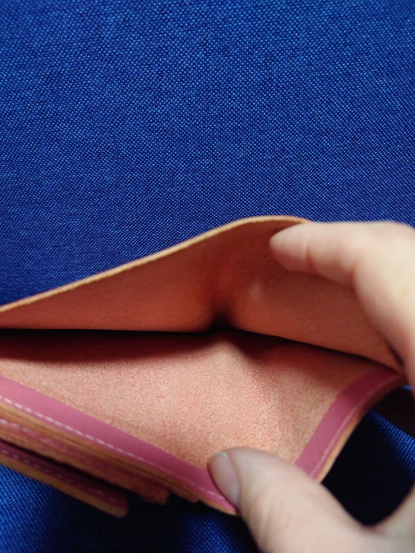 財布/イルビゾンテ/二つ折り/レザー/サーモンピンク/カッコ可愛い/お洒落