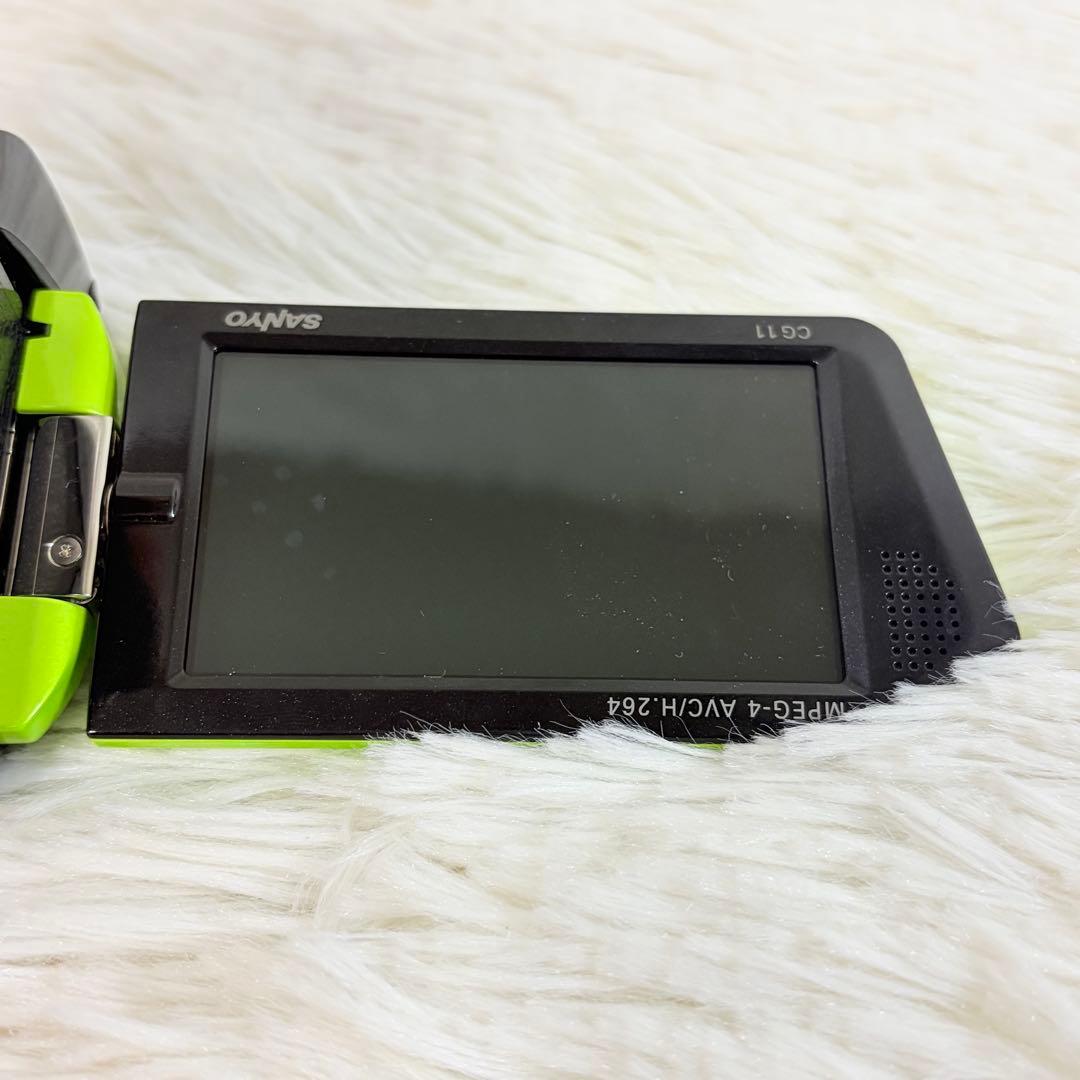 SANYOデジタルムービーカメラ Xacti DMX-CG11グリーン - メルカリ