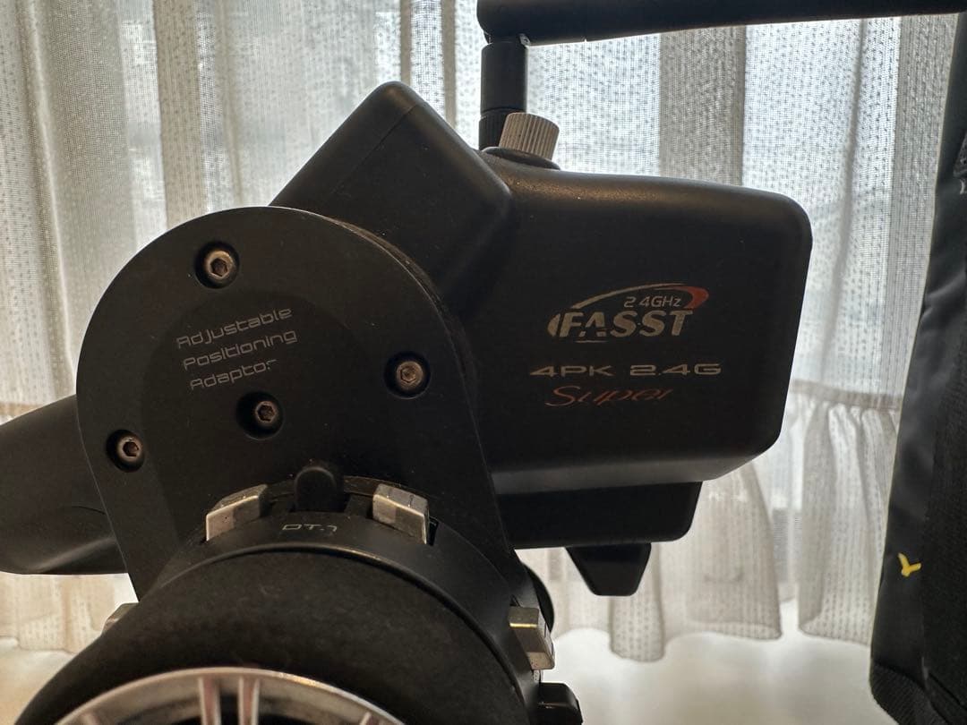 サンダータイガー Ducati 999R ラジコンバイク 1/5 電動オートバイ