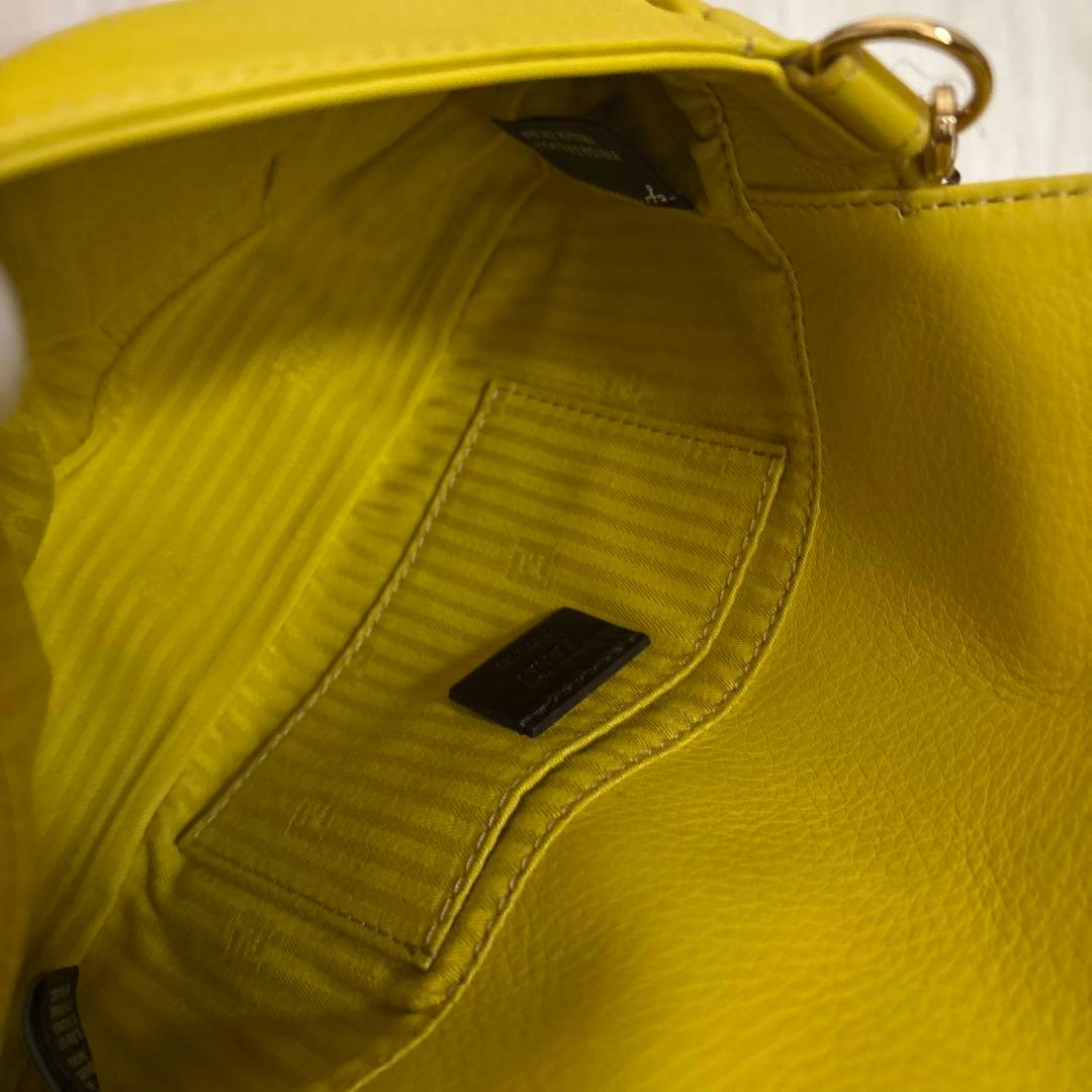 【美品】FENDI バック　チェーン　黄色　ショルダーバック