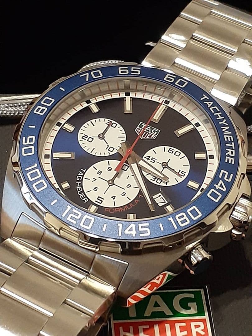 最安値　未使用　タグホイヤー フォーミュラ１　レッドブル メンズ腕時計 正規品