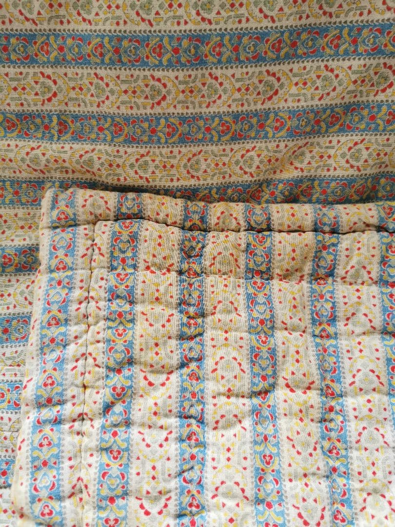 アンティーク両面フレンチファブリック プロヴァンスブティキルト