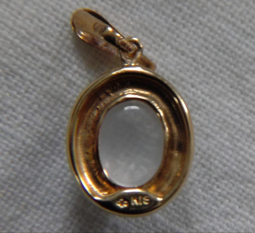 k18ムーンストーンペンダントトップ刻印あり