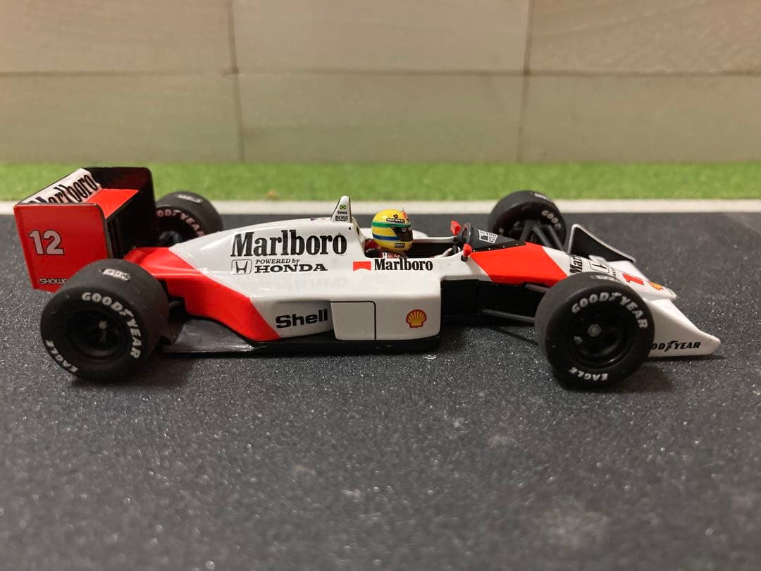 ミニチャンプス(マルボロ仕様)‼️マクラーレンホンダMP4/4 アイルトンセナ