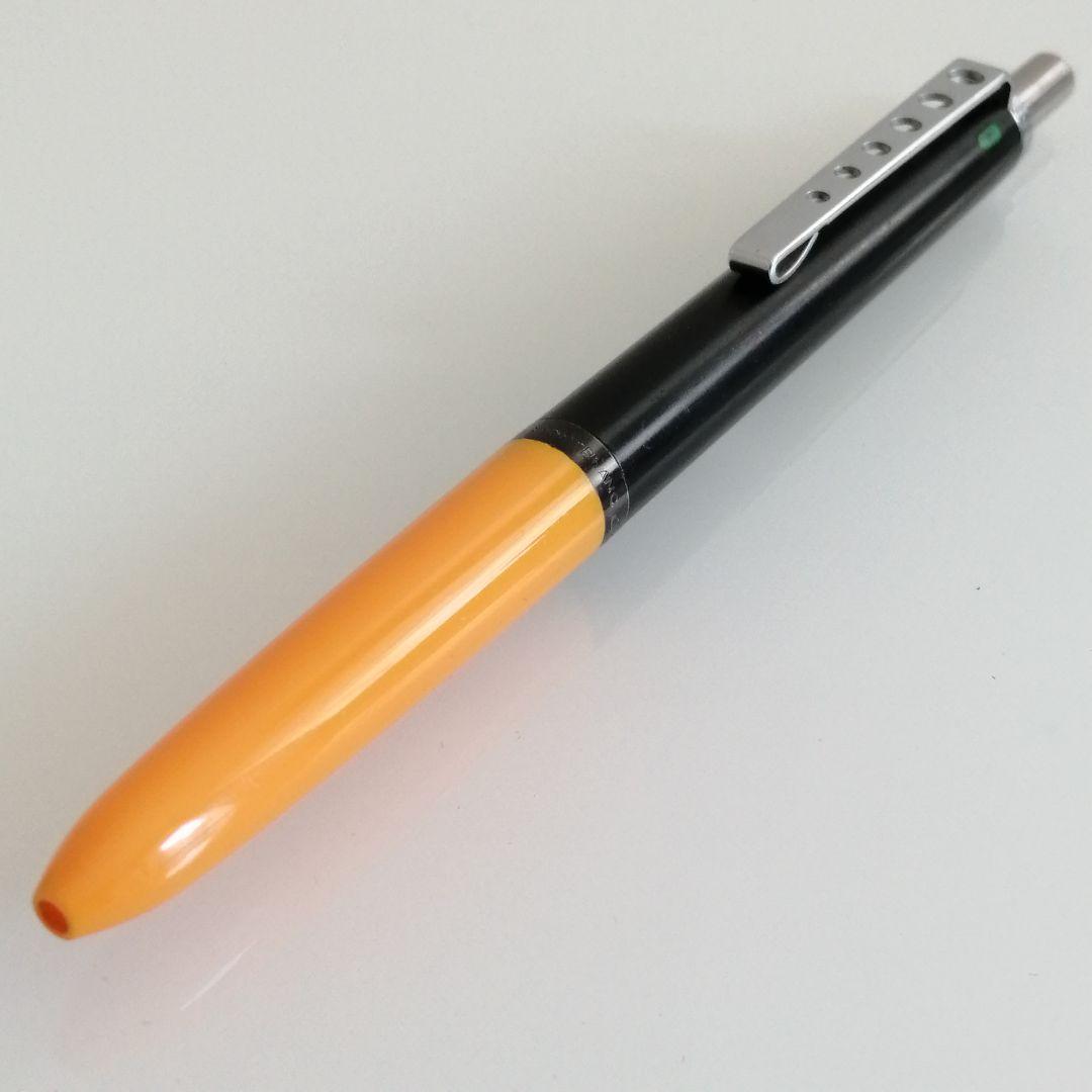 モンブランカレラ4色ボールペン