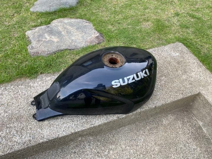 バンディット250V タンク GJ77A