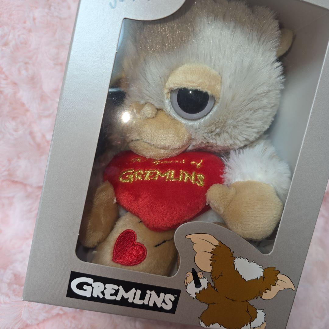 GREMLINS ぬいぐるみ ハート付き 　限定　ギズモ