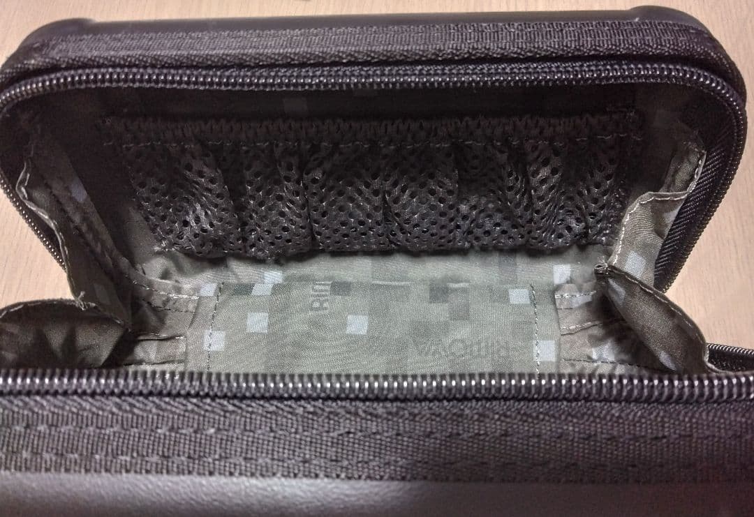 RIMOWA リモワ ANAファーストクラス アメニティポーチ《黒》 C44352492