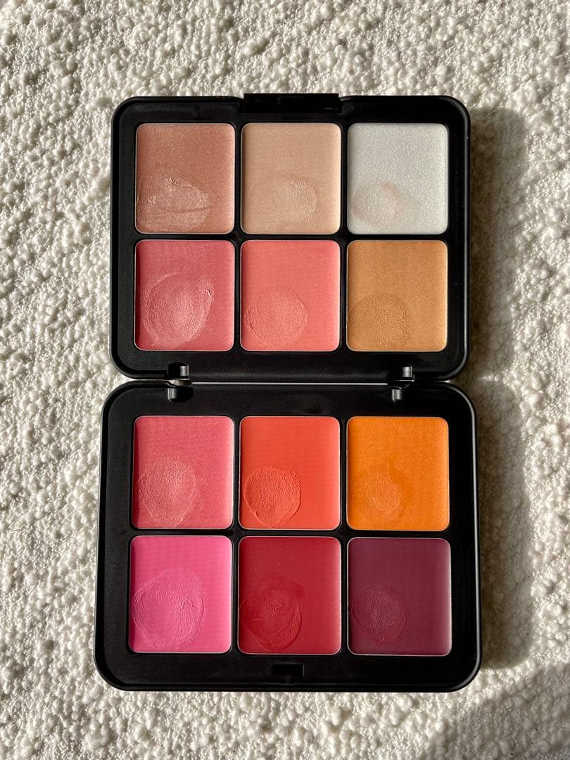 HDスキン ブラッシュ＆グロウパレット✴︎MAKE UP FOR EVER