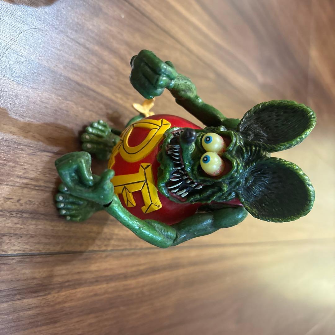 ラットフィンク　３色の3体