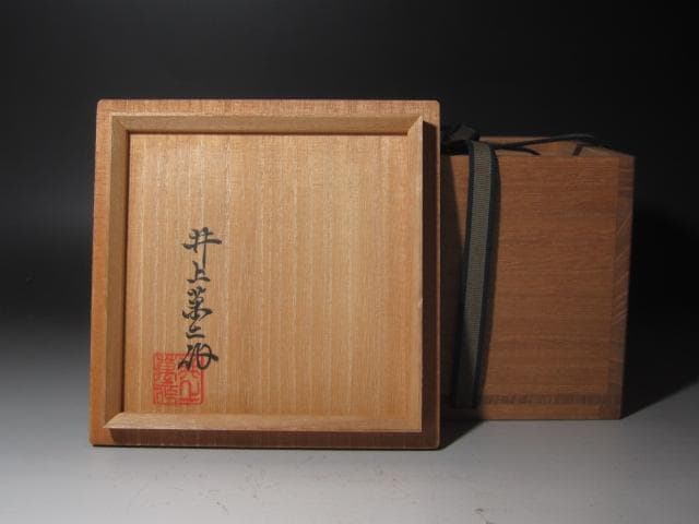 ☆ 井上萬二 白磁香炉 雰囲気ある一品☆x382 - メルカリ