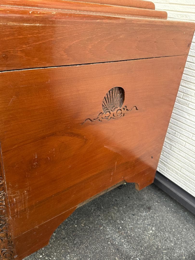 ☆当時物 現状品 彫刻 木彫り 木製 大型収納箱 ボックス 古家具 インテリア