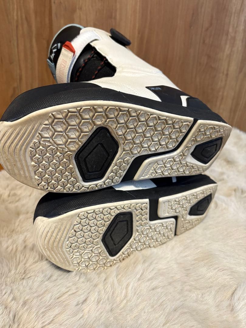 DEELUXE EDGE PRO CTF LIGHT GREY 25.5センチ