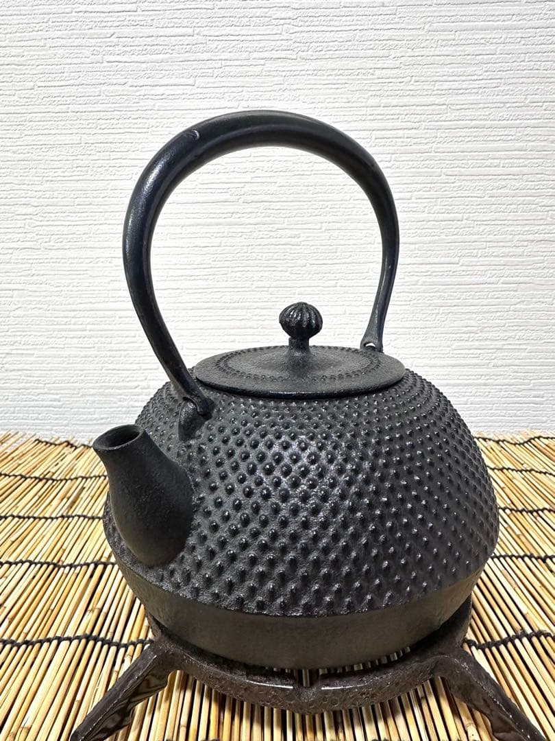 未使用、供箱、栞付 南部盛栄堂販売 12型 平成丸アラレ 南部鉄瓶