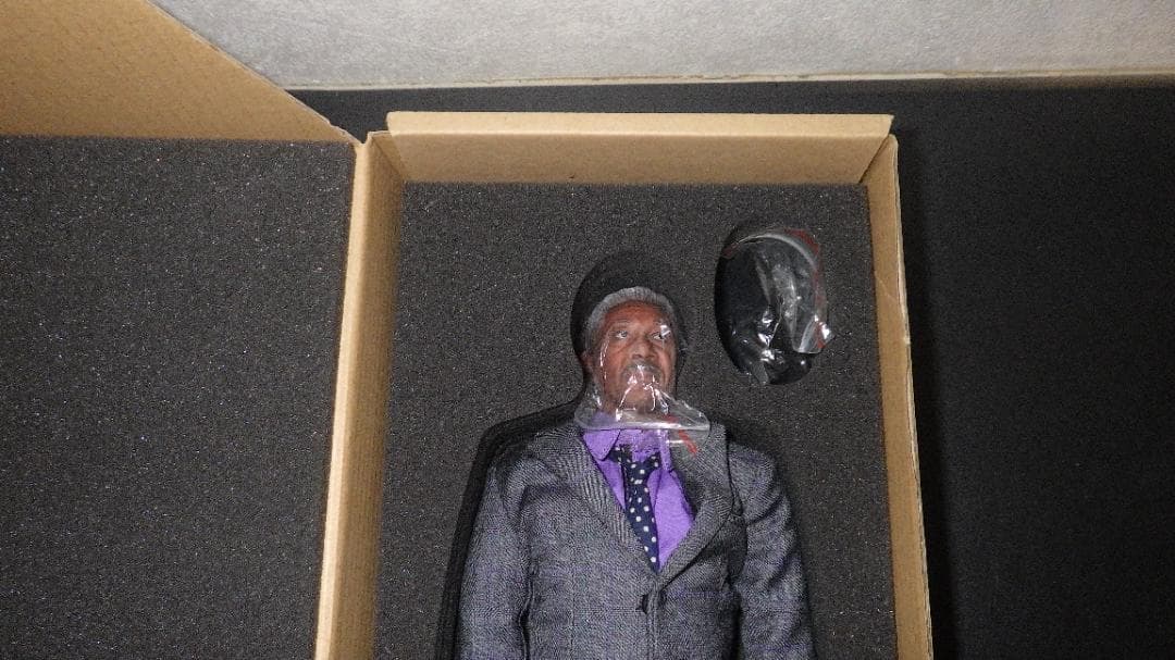 ACE TOYZ 1/6 THE CEO AT-001 BATMAN