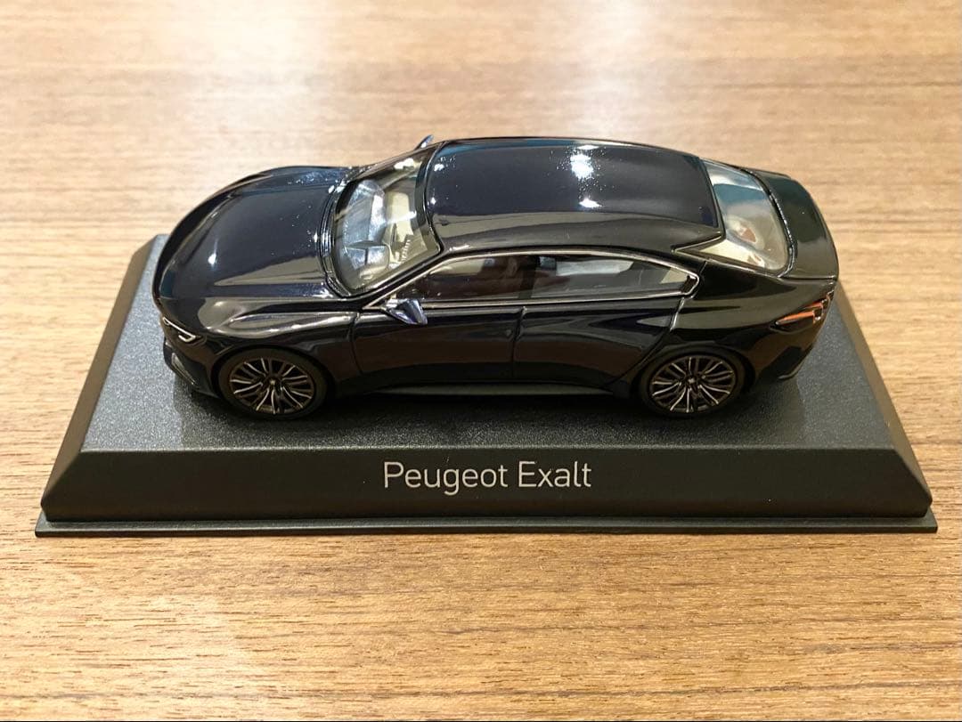 新品 希少！1/43 ノレブ プジョー エグザルト コンセプト 2015 ブルー